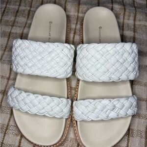 Chocolat Blu light green Braided Sandals